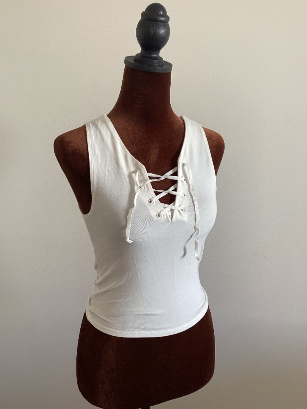 Garage lace front tank